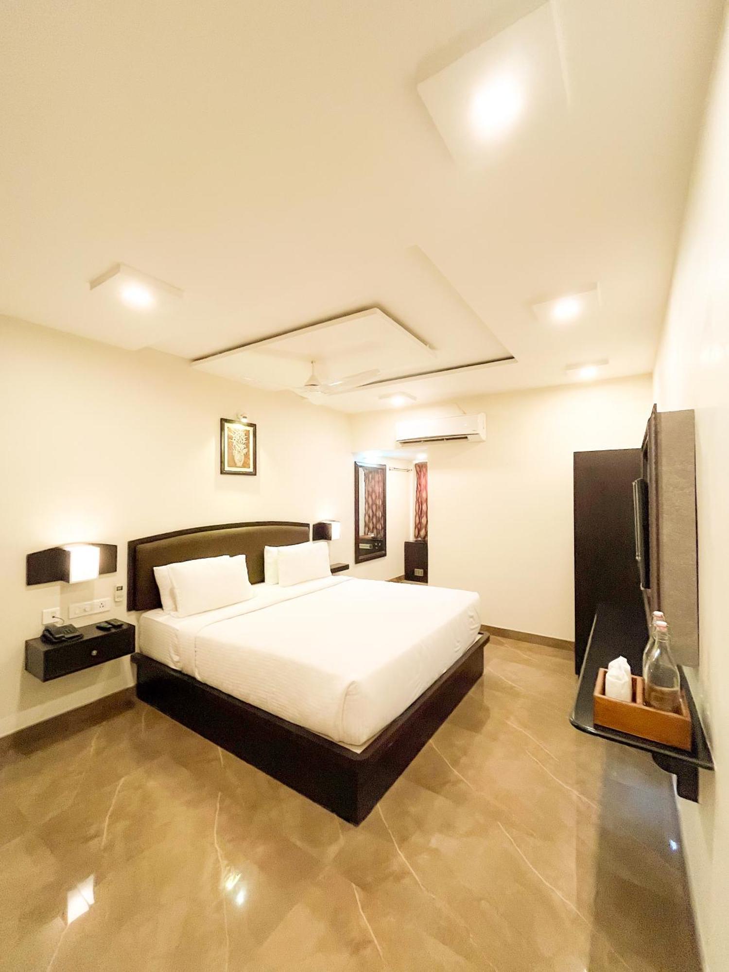 Shree Residency Hotel Erode Ngoại thất bức ảnh